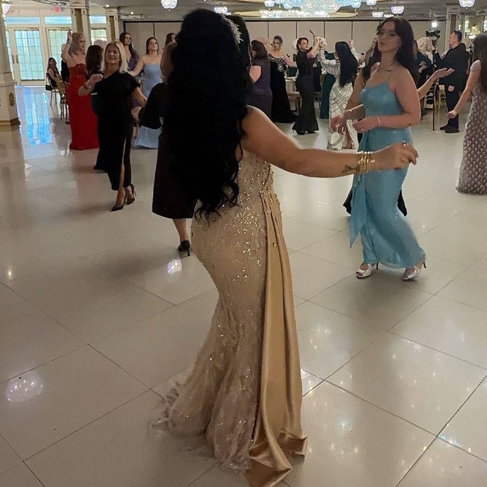 Elegant Strapless Gold Dress - Picture 3 of 3